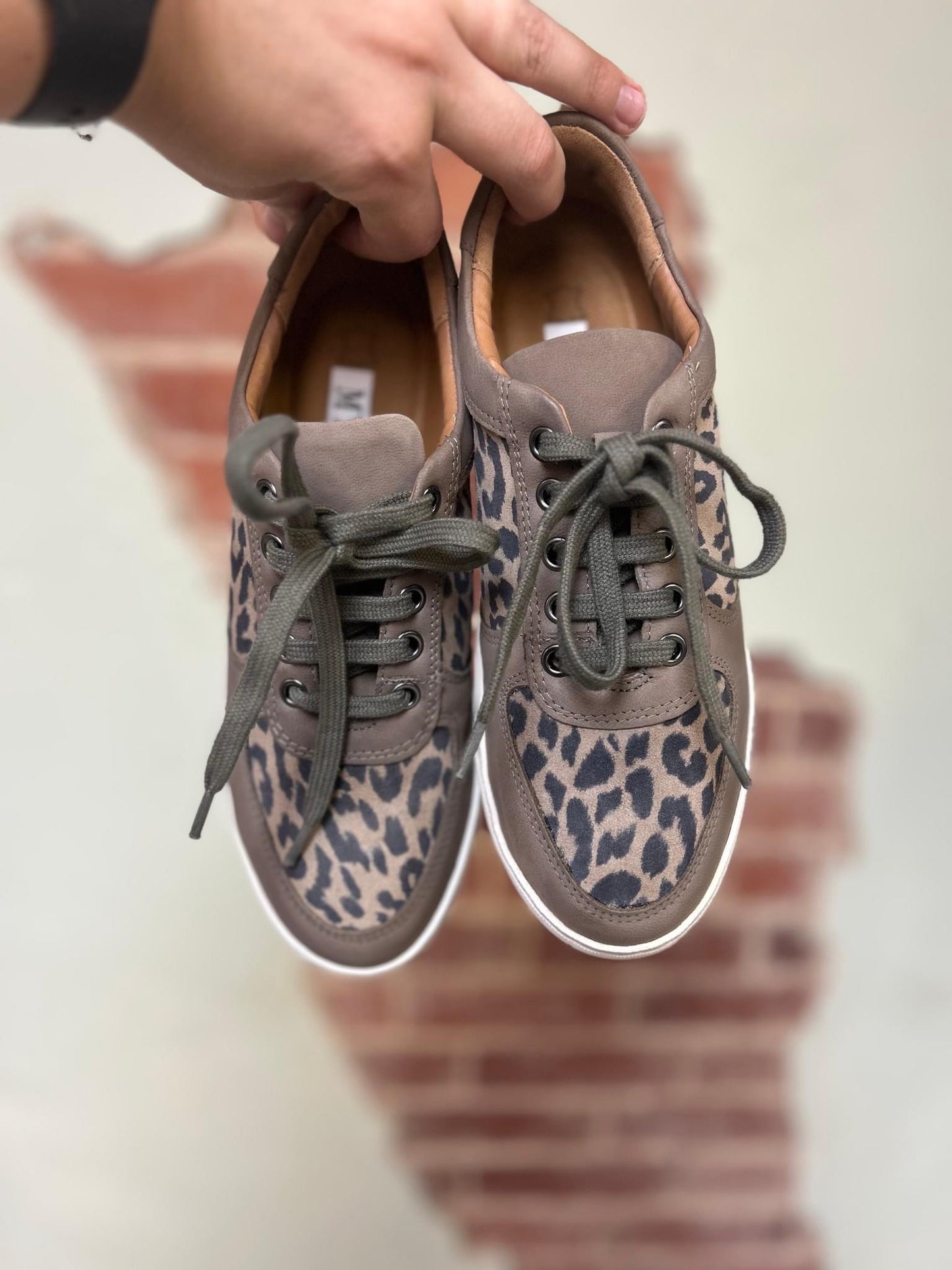 Leopard Myra Subtle Sneakers