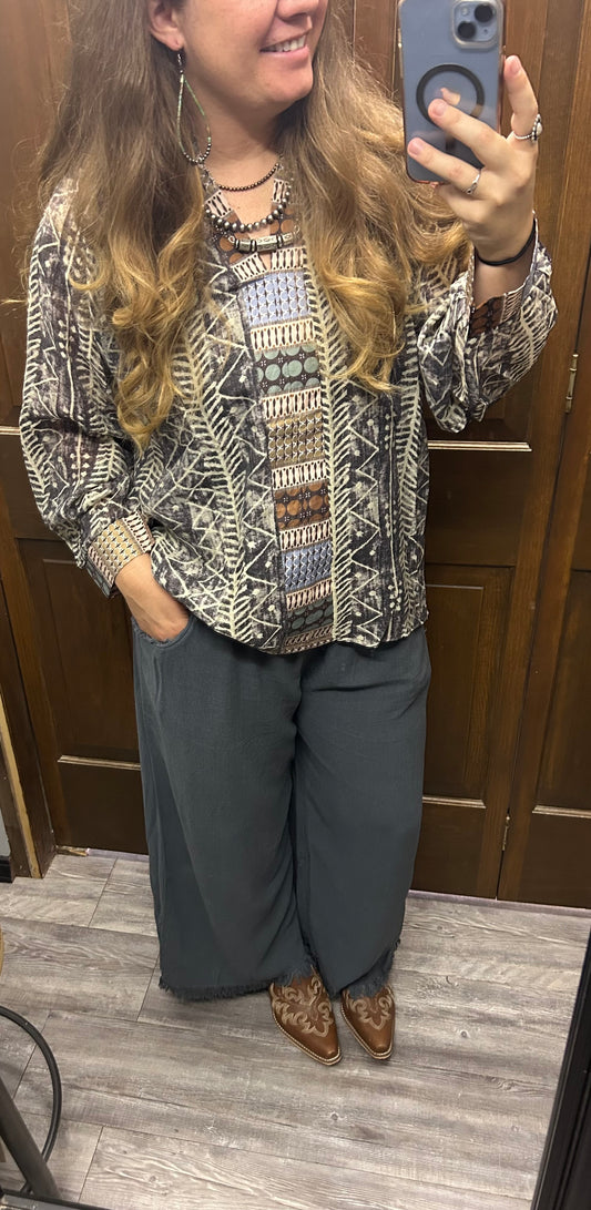 Umgee Charcoal Mix Top