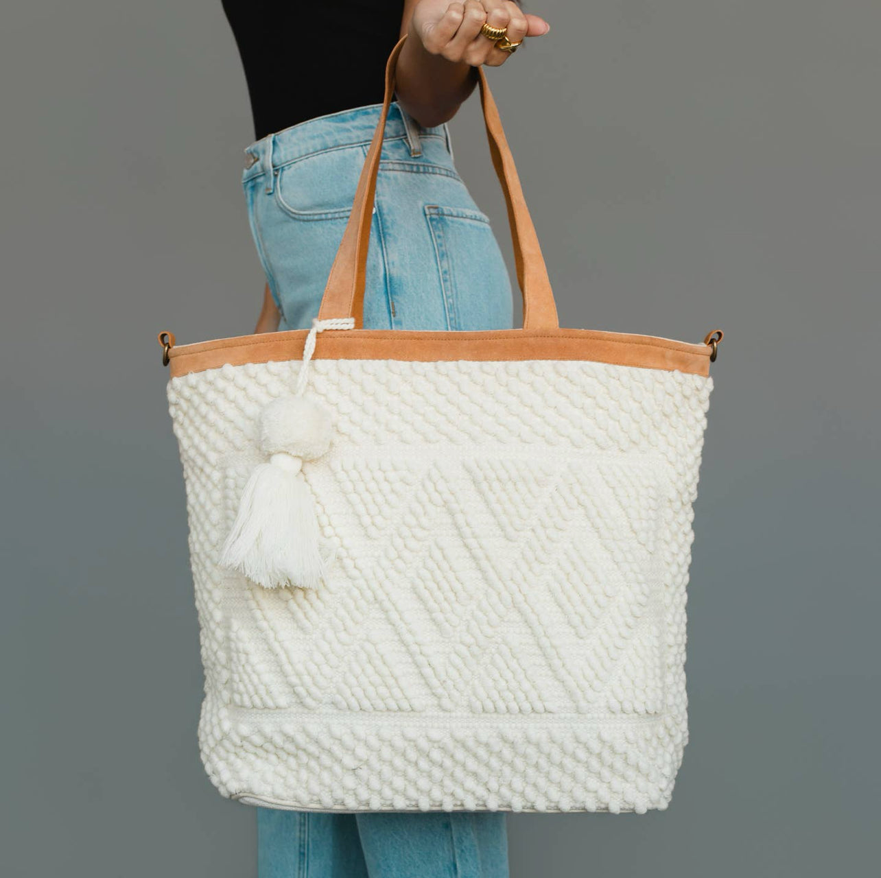 P Ivory Diamond Pattern Textured Tote